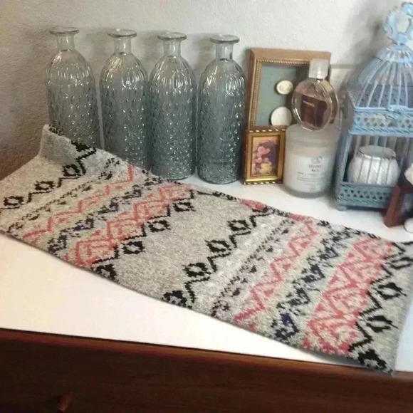 American Eagle Outfitters infinity scarf NWT - Picture 3 of 5